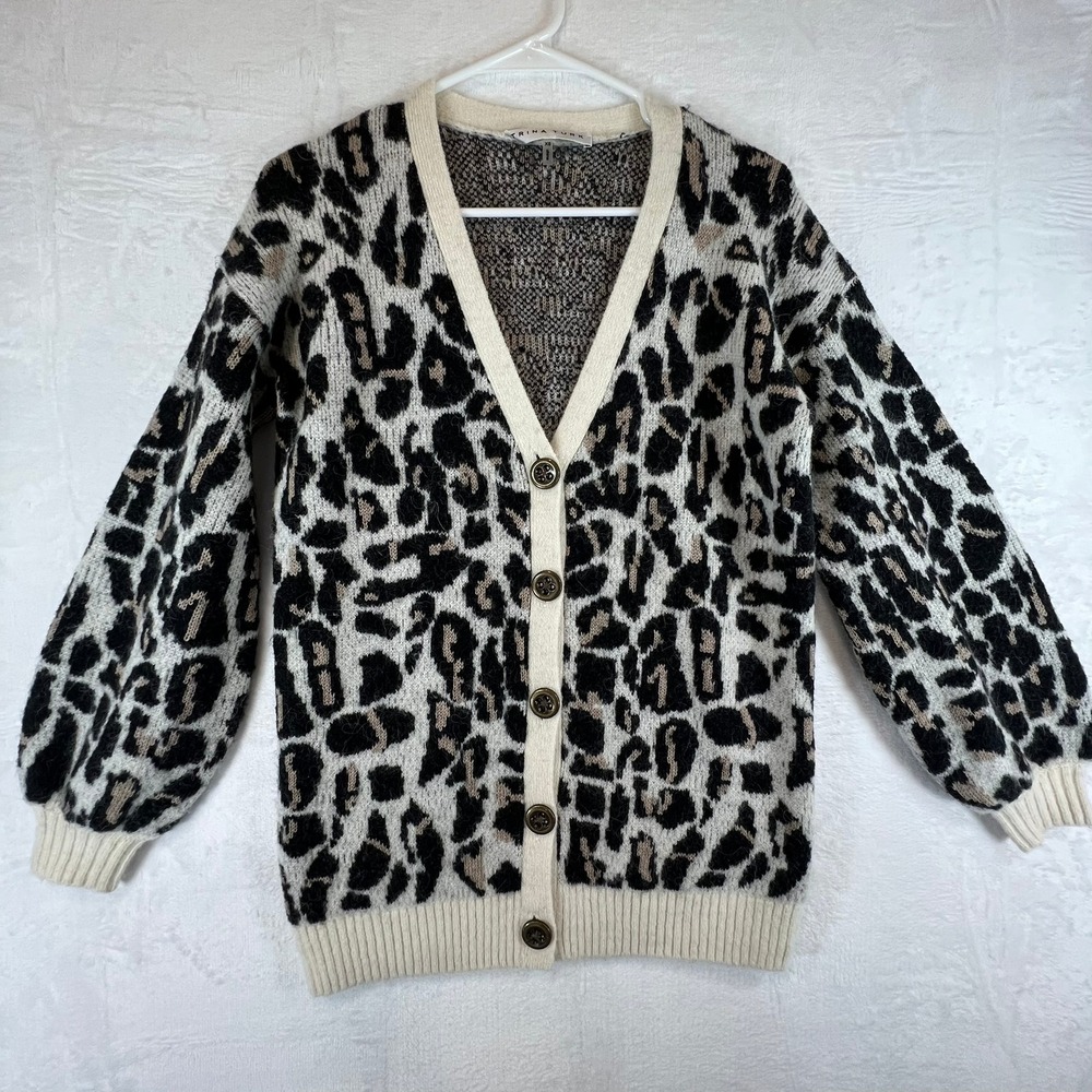 Trina Turk Leopard Print Cardigan Sweater Women XS Wool Alpaca V-Neck‎ 19R907RE